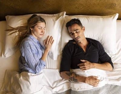 Sleeping with Someone: Strategies for a Comfortable Sleep