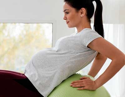 Pregnancy Postures: What Sitting Positions Should You Avoid When Pregnant?